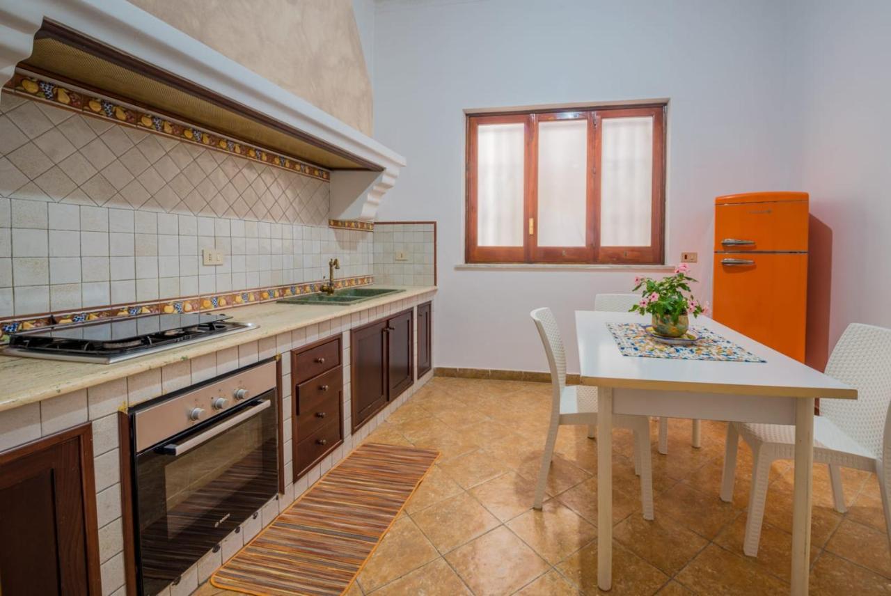 Sampolo70 - Apartments Палермо Екстериор снимка